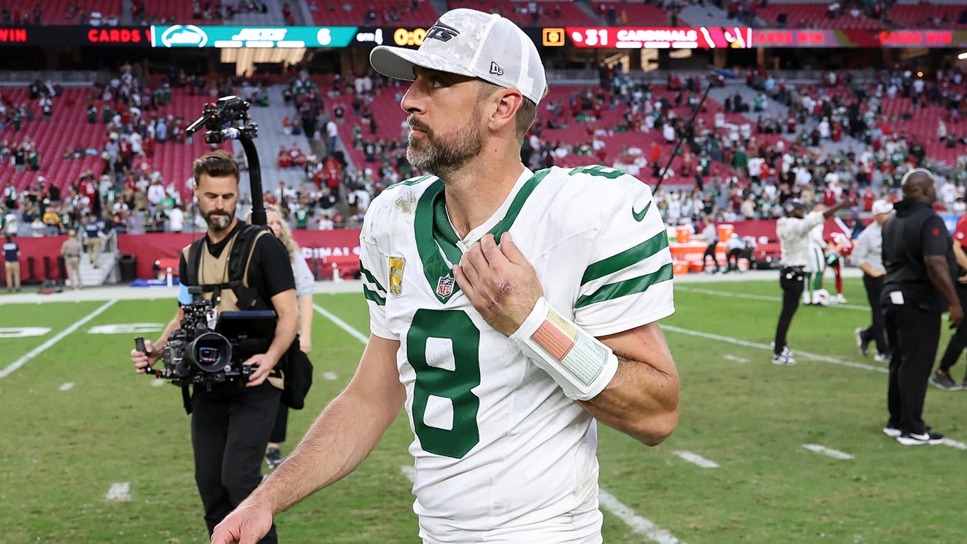 Jets' Aaron Rodgers expects to return in 2025 despite disappointing 3-7 start to season