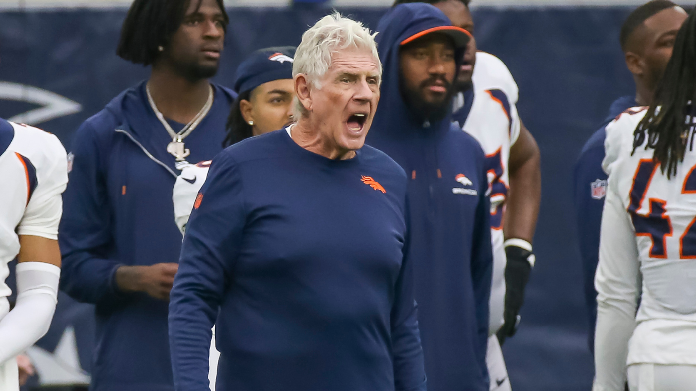 Broncos assistant coach Mike Westhoff stepping down to deal with health issues, per report