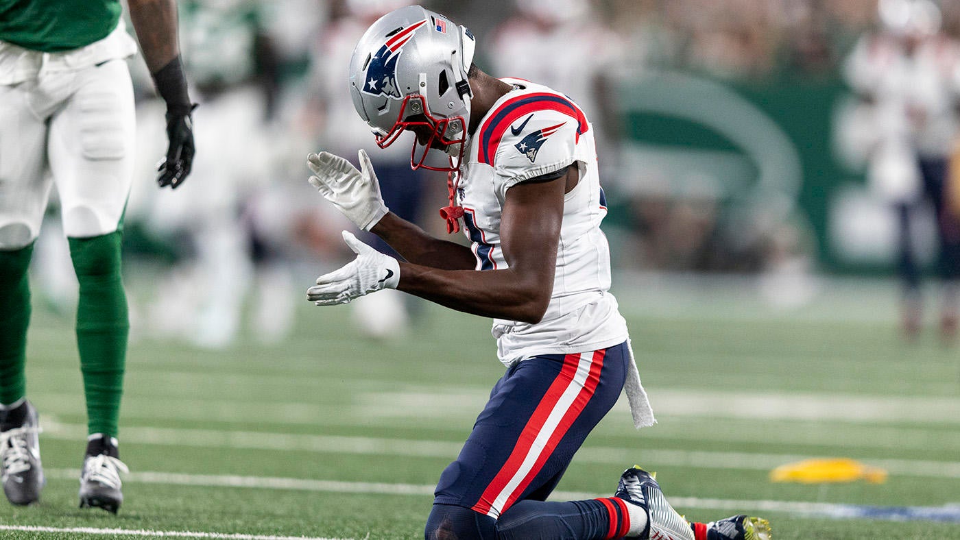 Patriots waive former second-round pick Tyquan Thornton, reportedly clear spot for Christian Barmore return