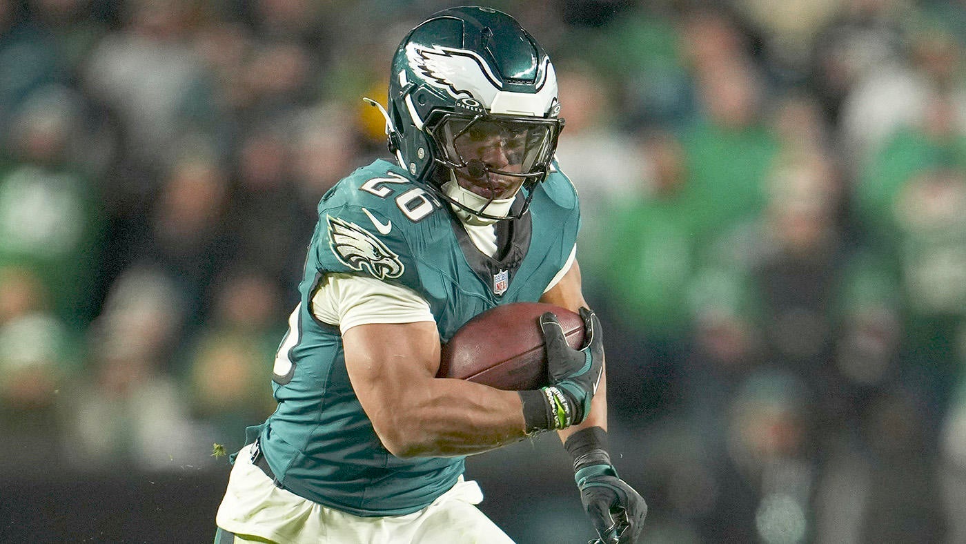 A look at Saquon Barkley contract incentives with Eagles and how close star RB is to cashing in on big season