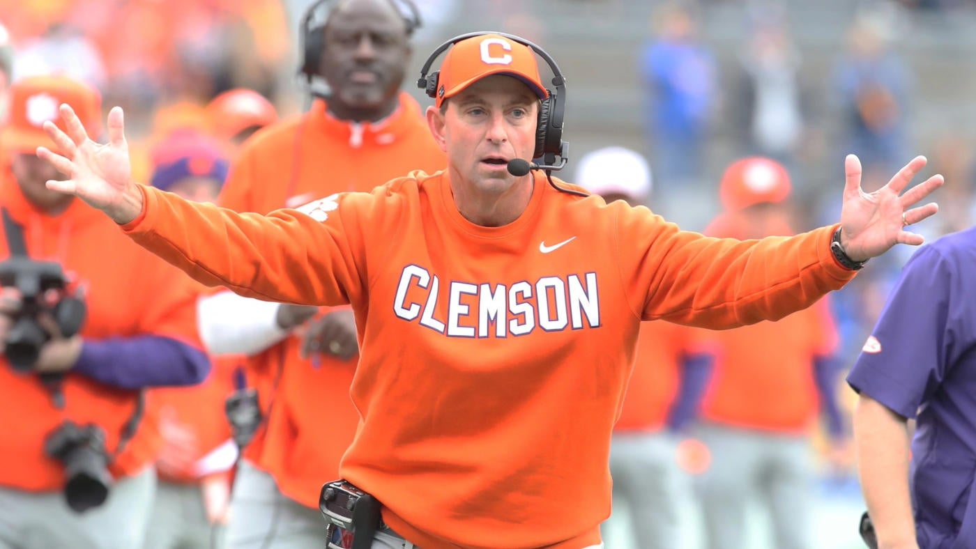 Dabo Swinney takes jab at College Football Playoff race: 'We basically have an SEC-Big Ten Invitational'