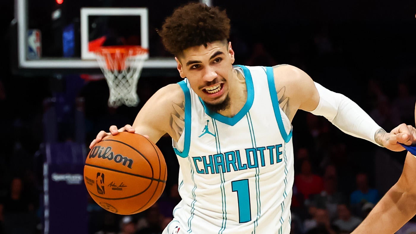 LaMelo Ball injury update: Hornets star out at least two weeks with left calf strain