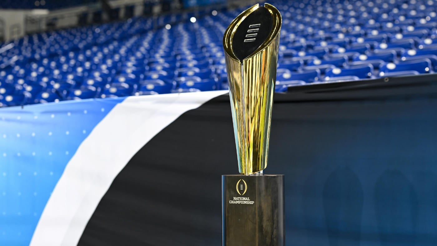 College Football Playoff selection show live stream: Watch online, TV channel, time, 2024 bowl games, picks