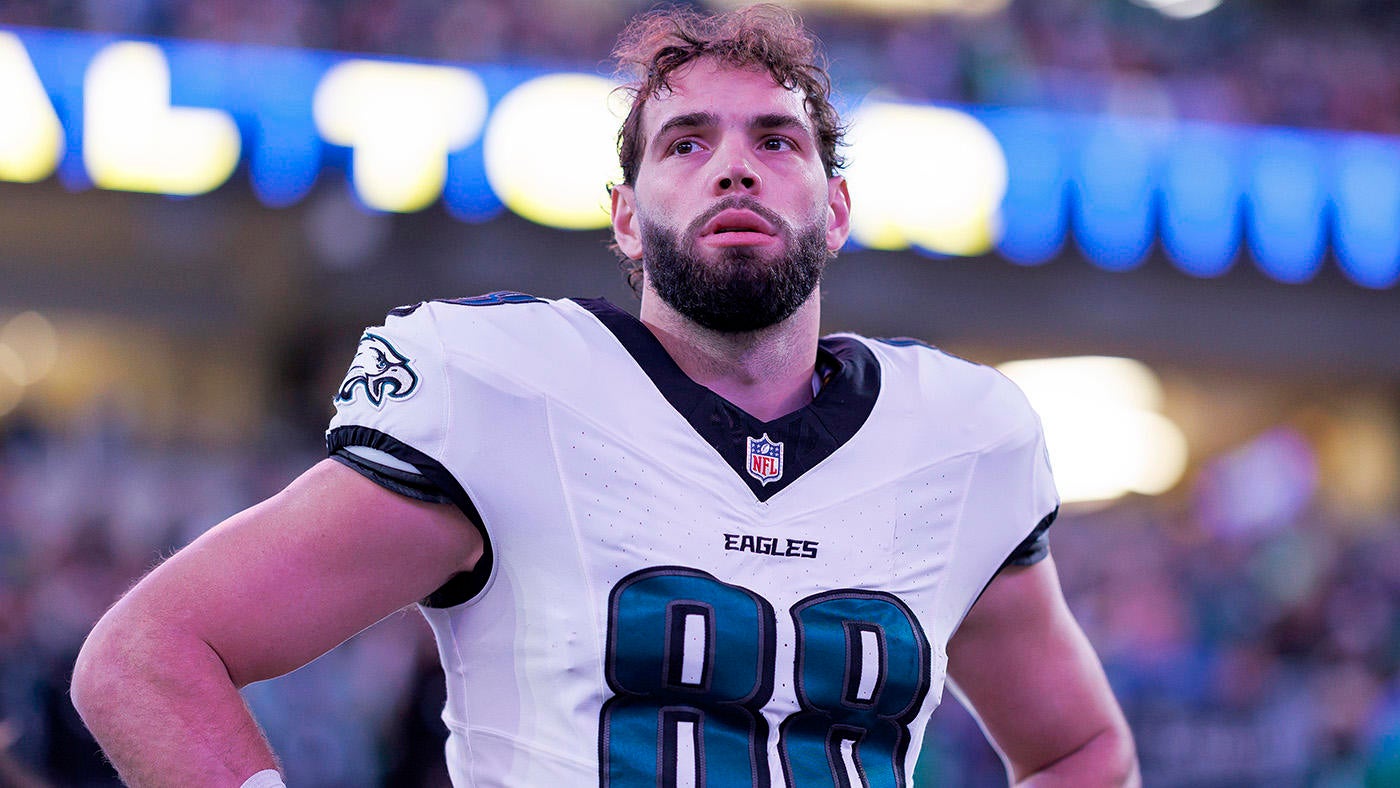 Eagles' Dallas Goedert IR bound due to knee injury, TE eligible to return in Week 18 vs. Giants, per report