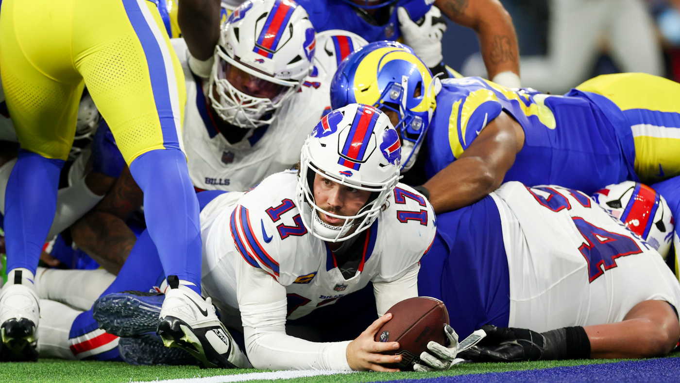 Bills' Josh Allen dominates in loss, Eagles' Saquon Barkley makes history, more from Week 14