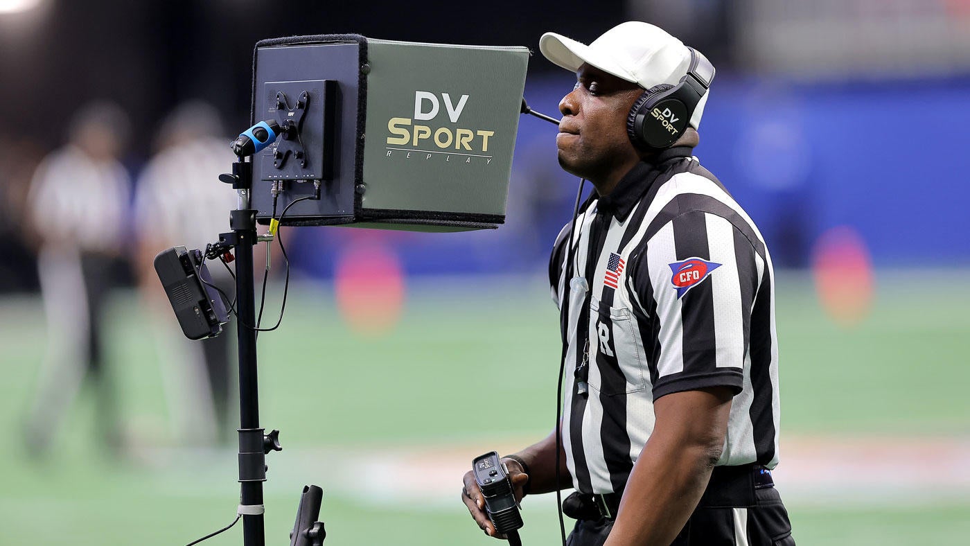 Watch as Celebration Bowl referee salutes military veterans before making penalty announcement