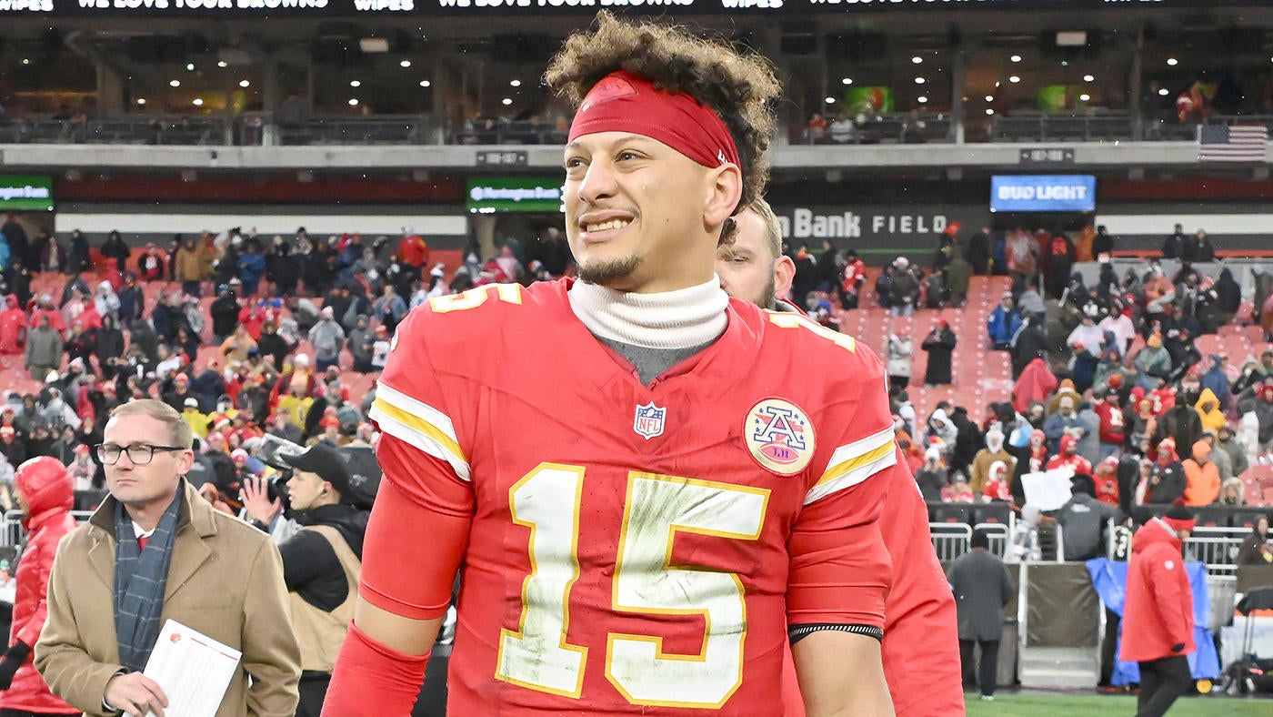 Patrick Mahomes injury update: Chiefs star QB full participant in practice ahead of Week 16 vs. Texans