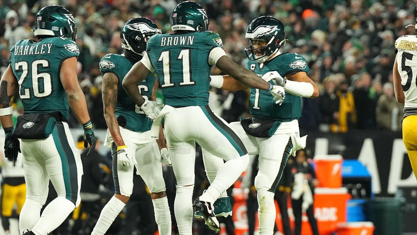 'Tell everybody to shut up': How Eagles are handling internal and external controversy as NFL's hottest team