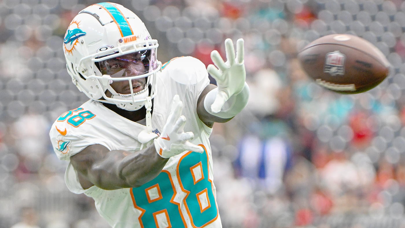 Dolphins' Grant DuBose set to travel back home after spending days in Houston hospital following scary injury