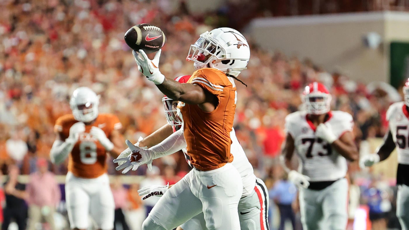 Texas vs. Clemson: Key advantages for each team in first-round College Football Playoff game