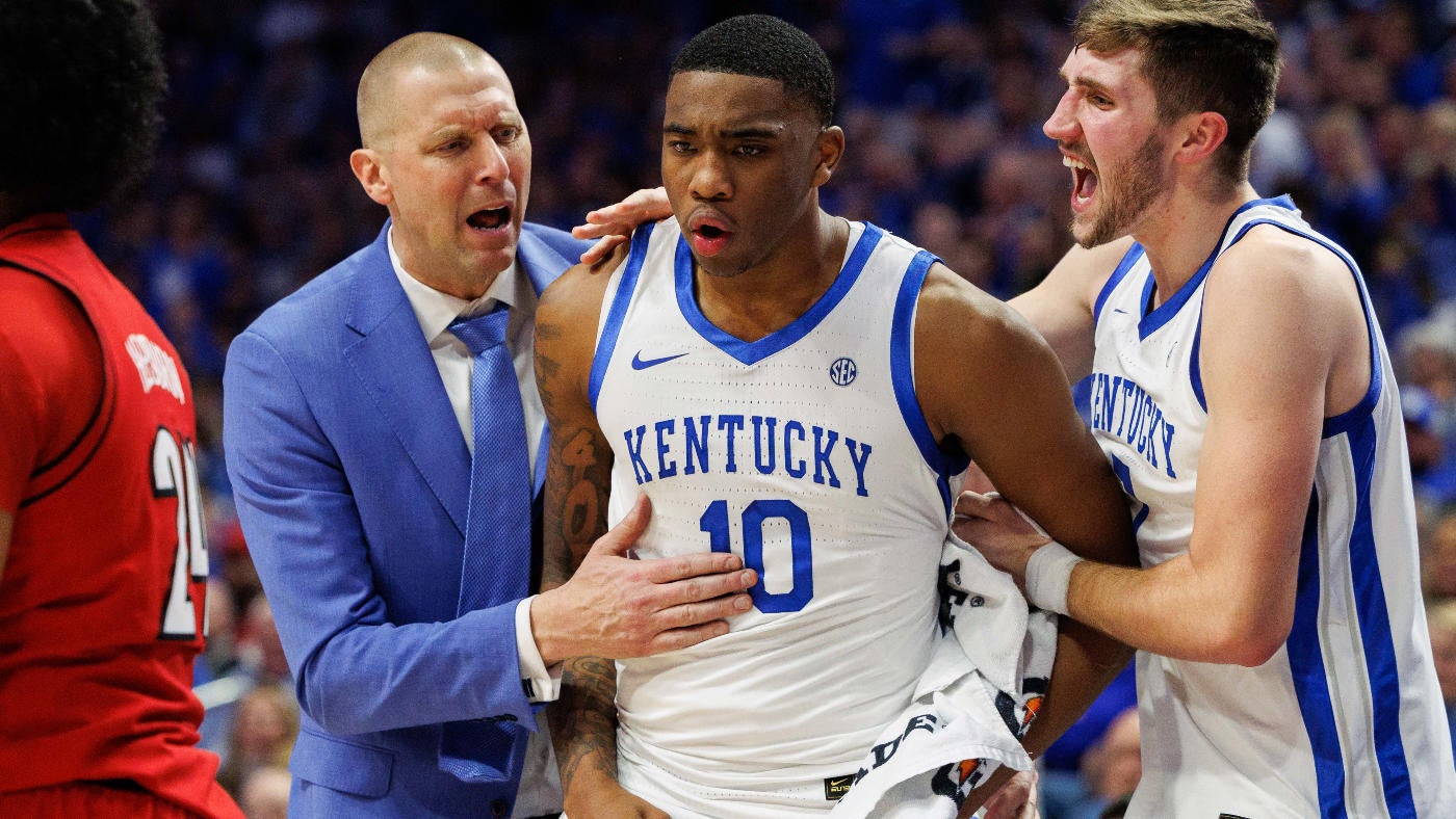 Kentucky's Mark Pope keeps the drama to a minimum, has his Wildcats 10-1 heading into CBS Sports Classic