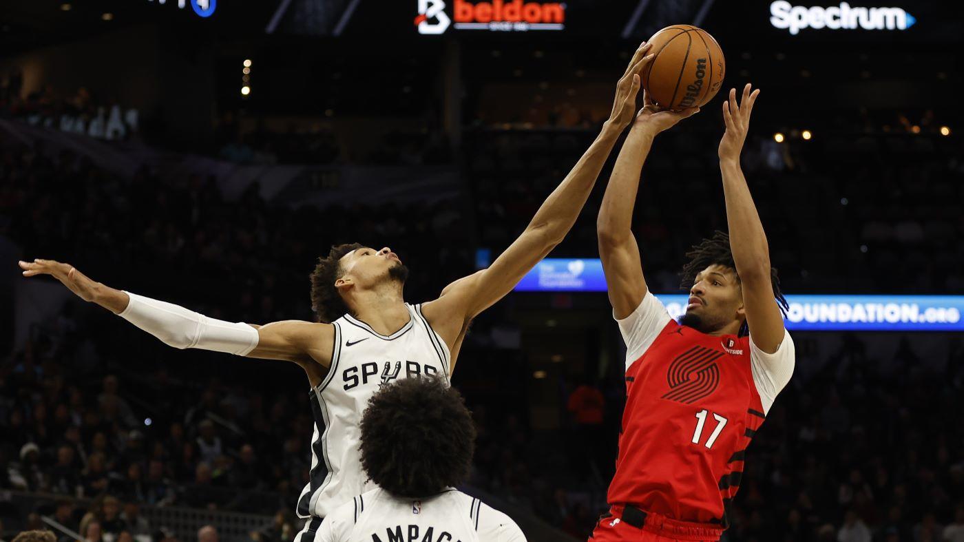 Spurs' Victor Wembanyama throws a 10-block party to join exclusive NBA club