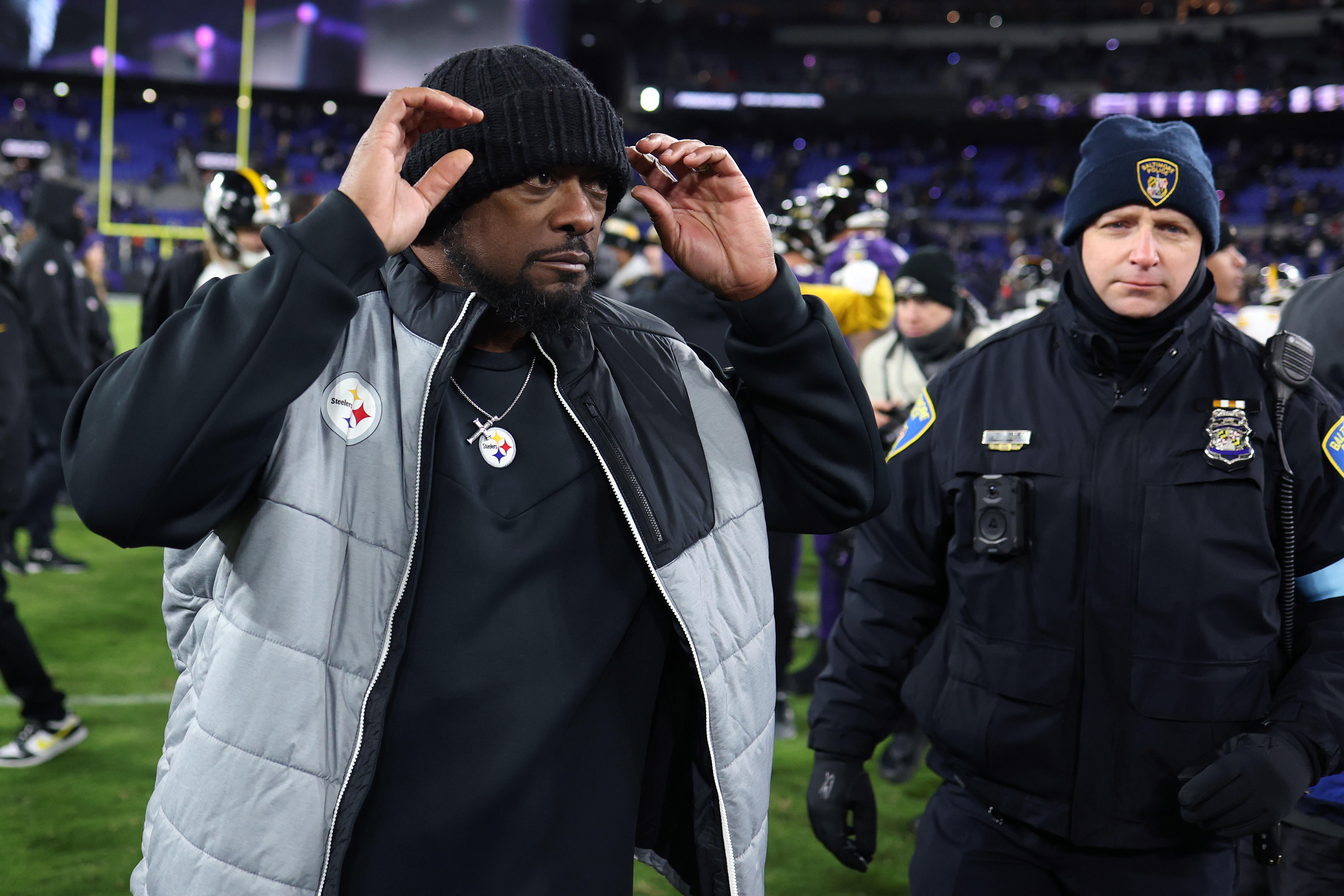 2025 NFL wild-card overreactions: Mike Tomlin coached last game with Steelers? Derrick Henry best playoff RB?