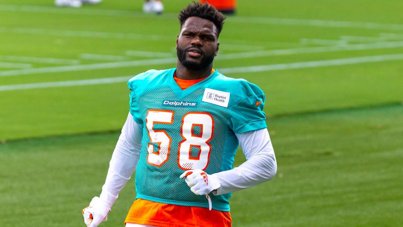 Dolphins to waive Shaq Barrett, per report, former Pro Bowl pass rusher had previously unretired