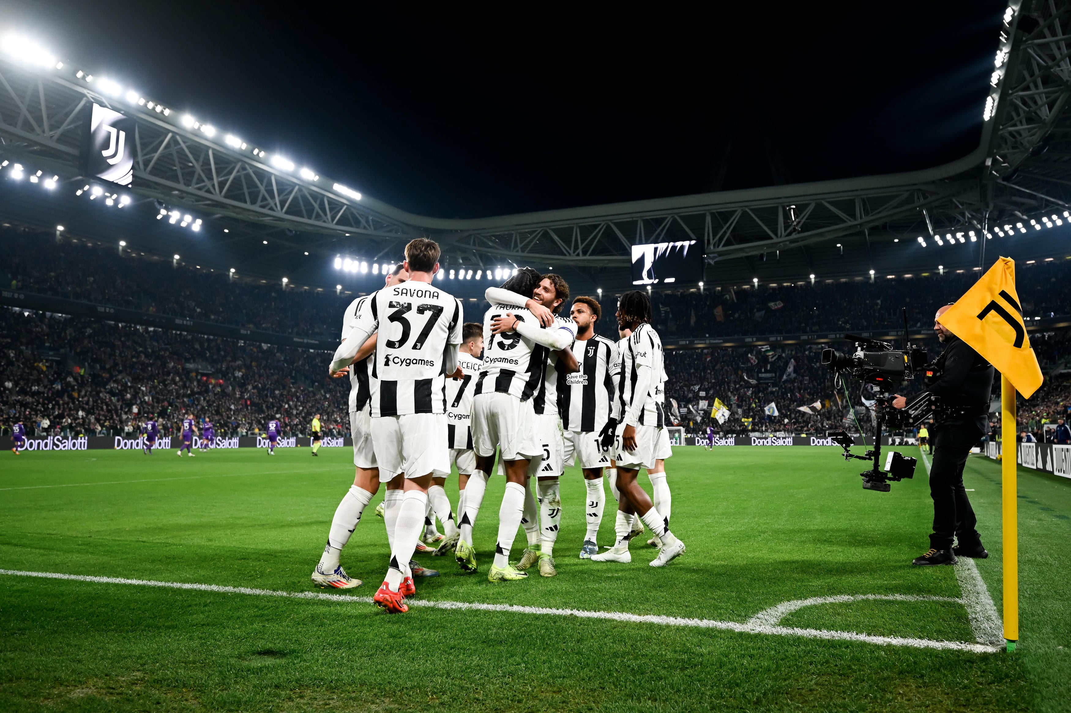 Juventus vs. Fiorentina Serie A Match Highlights (12/29) Golazo