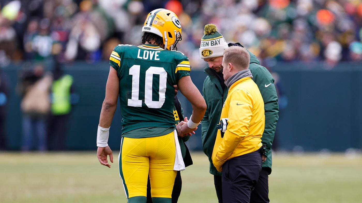 Jordan Love injury: Packers QB has numbness in hand but expects to play vs. Eagles in playoff opener