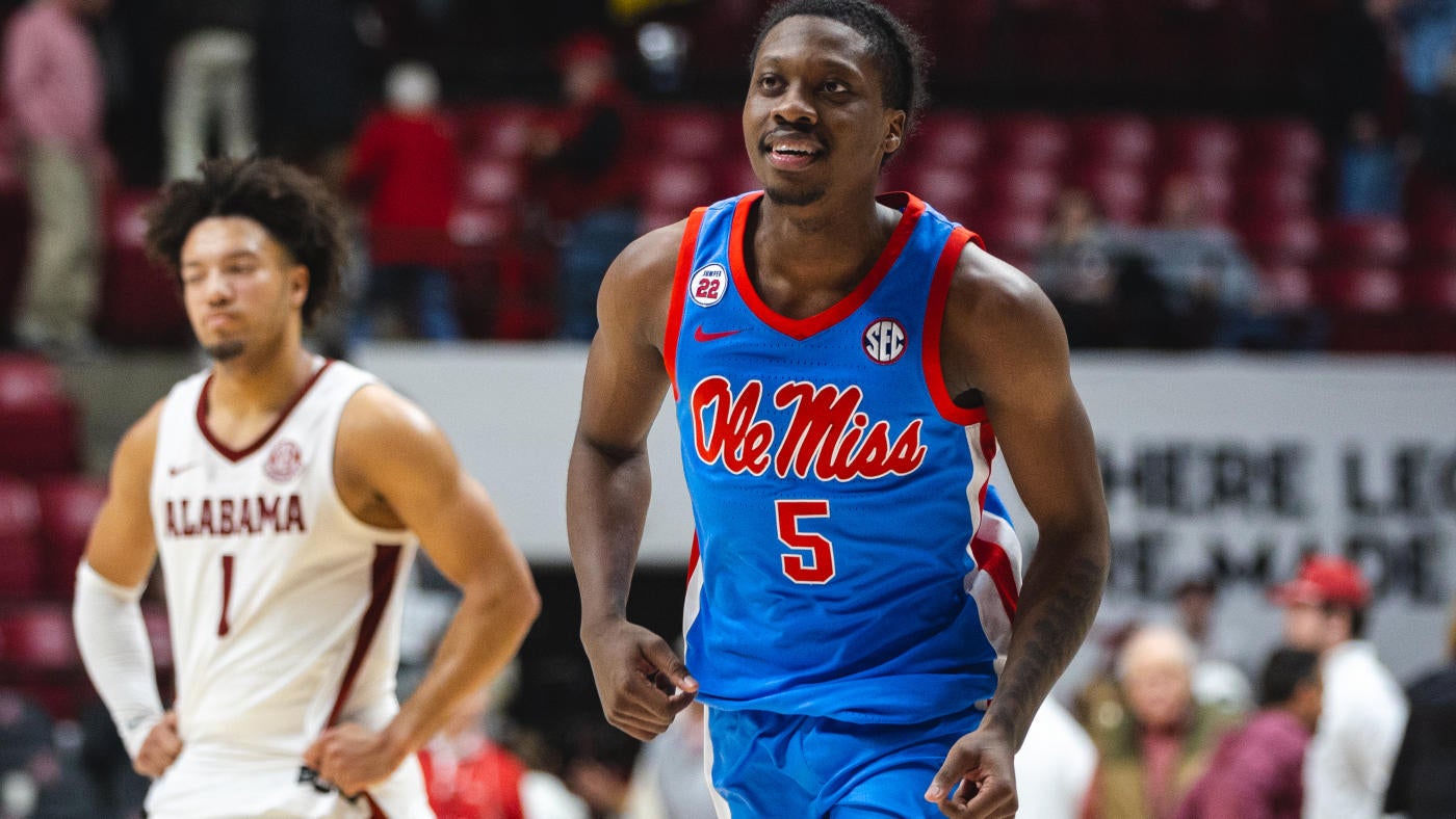 No. 21 Ole Miss upsets No. 4 Alabama, Chris Beard leads Rebels to first road win ever vs. a top-five team