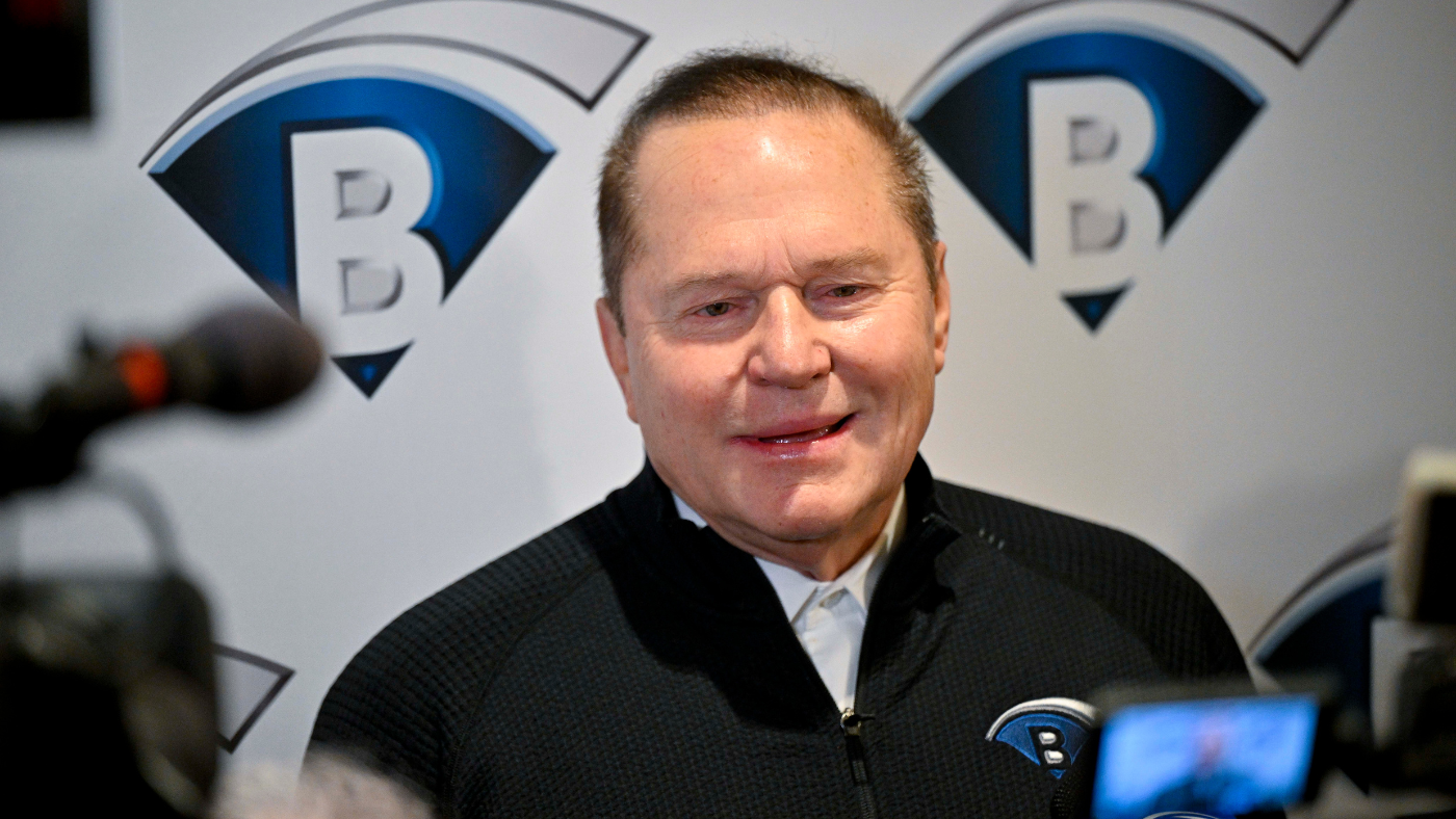 Scott Boras shames MLB teams for sitting out free agency: 'They're making more, but they're not spending'