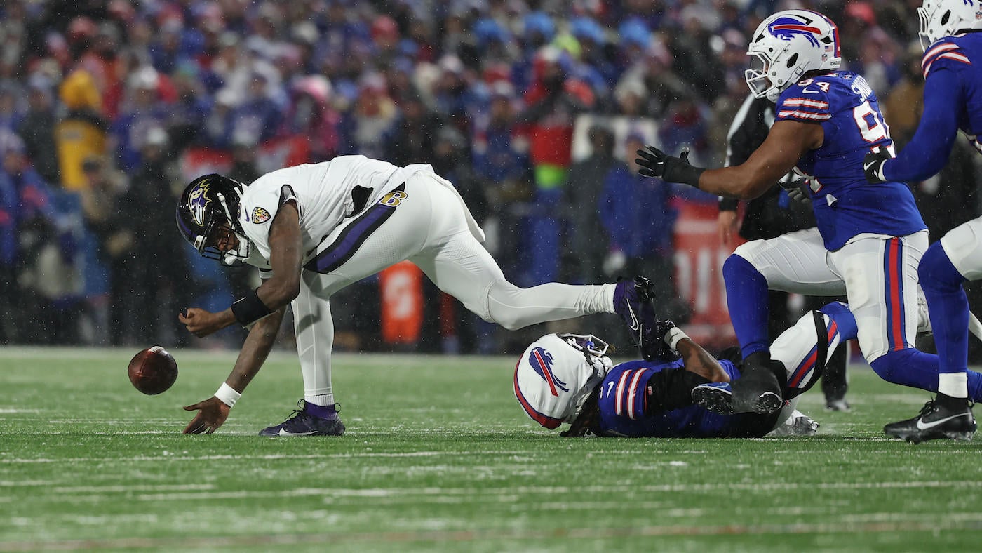 Lamar Jackson expresses frustration after Ravens playoff loss to Bills: 'Hold on to the f---ing ball'