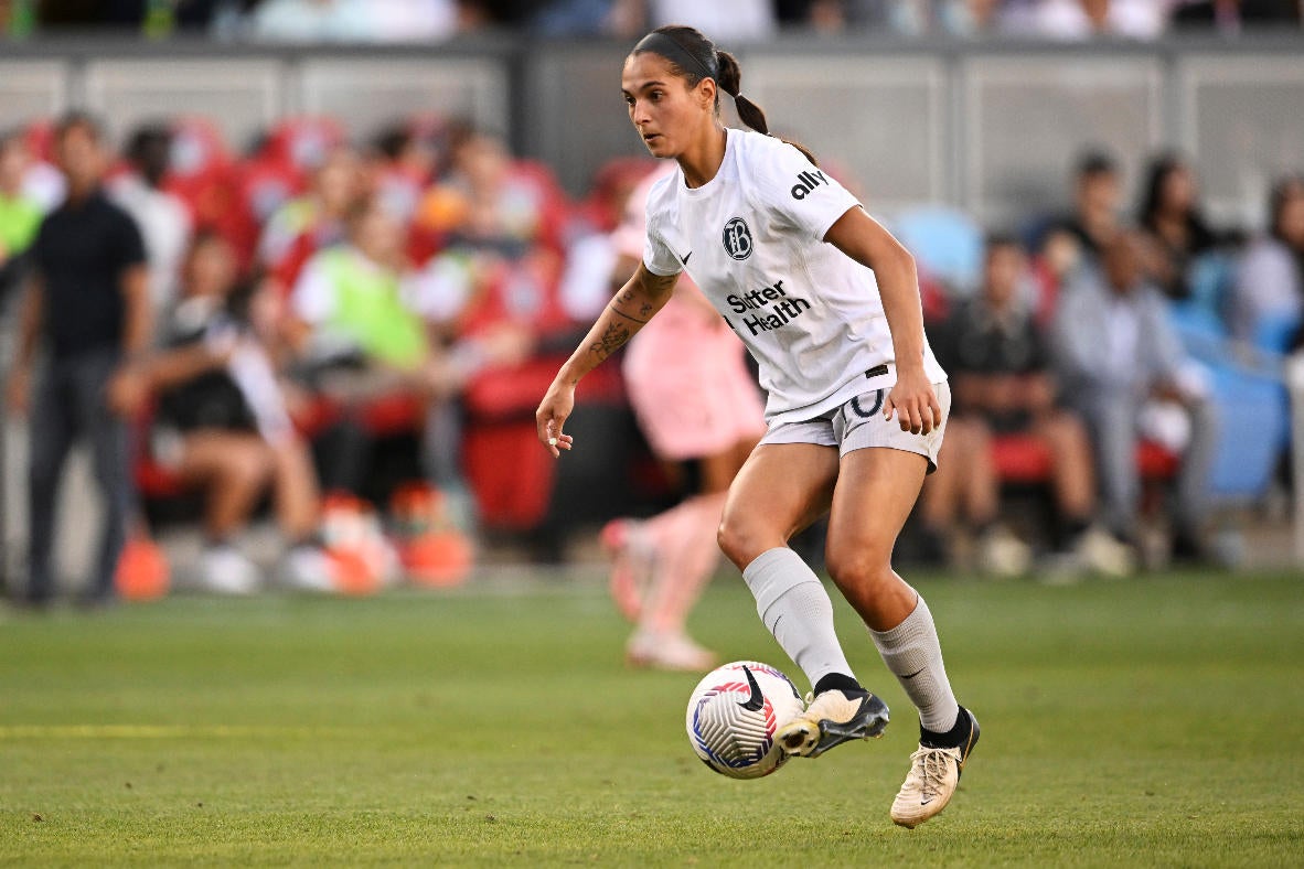 Portland Thorns FC acquire coveted free agent Deyna Castellanos on two-year deal after leaving Bay FC