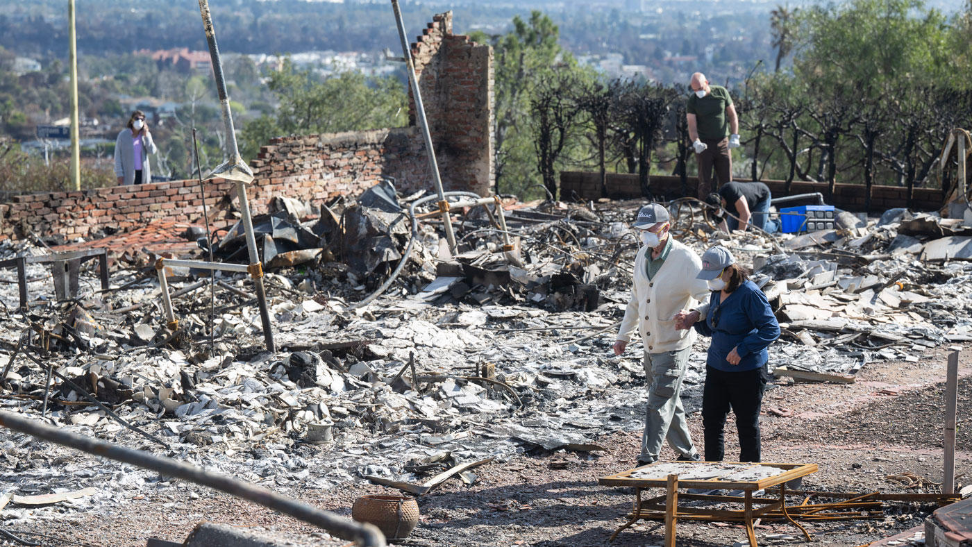 Los Angeles fires: Dodgers owner, team foundation announce $100 million donation to spearhead recovery efforts