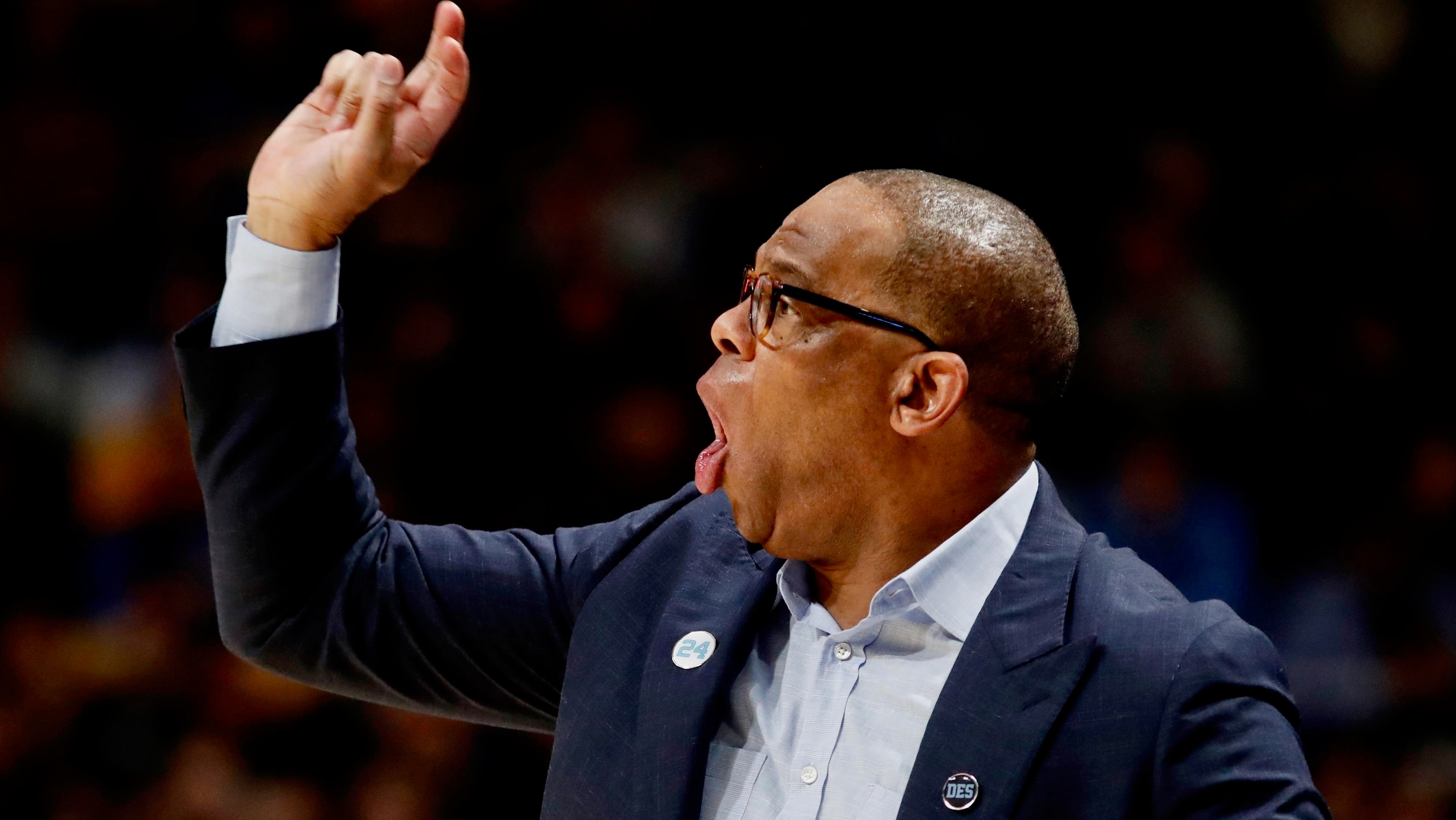 What UNC's Hubert Davis said about rivalry showdown at Duke amid Tar Heels' struggles