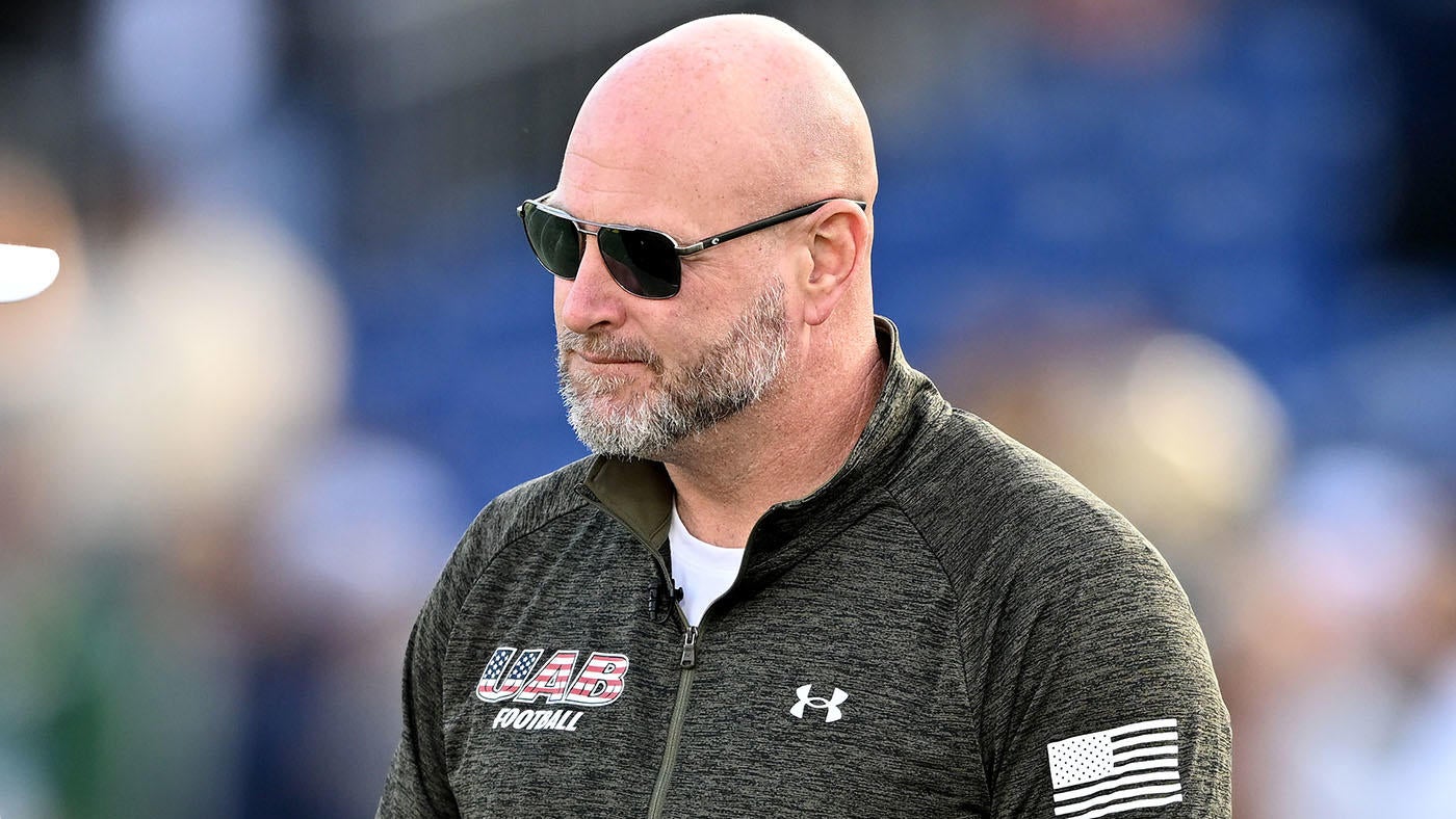 College football second-year coach grades: Colorado's Deion Sanders earns 'B+', Trent Dilfer gets 'D-' at UAB