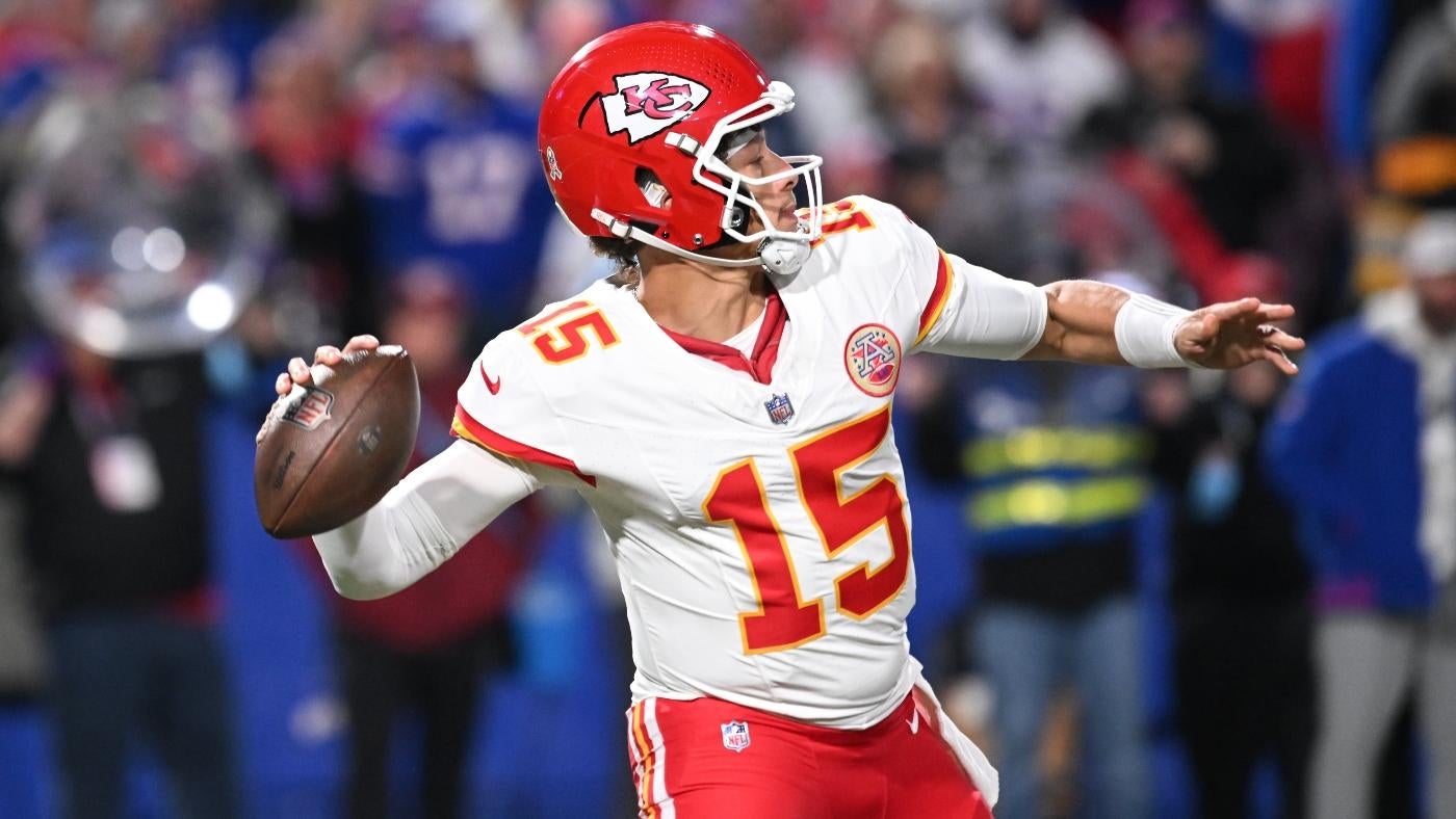 Patrick Mahomes is bringing this improbable perfect record to Super Bowl LIX: Chiefs QB has never lost indoors