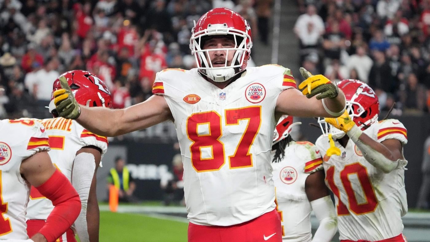 NFL odds, picks, spreads, props, what to bet in 2025 Super Bowl: Model picking Over in Chiefs vs. Eagles