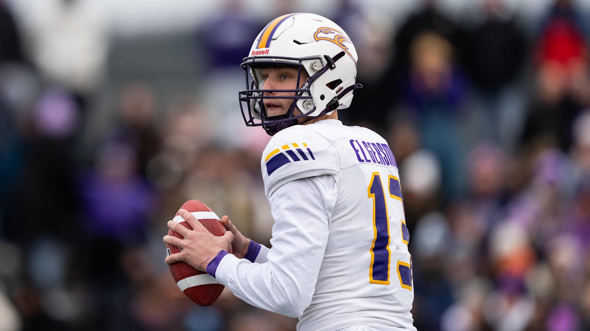 
                        Packers sign Canadian QB Taylor Elgersma, who only started playing football in 10th grade
                    