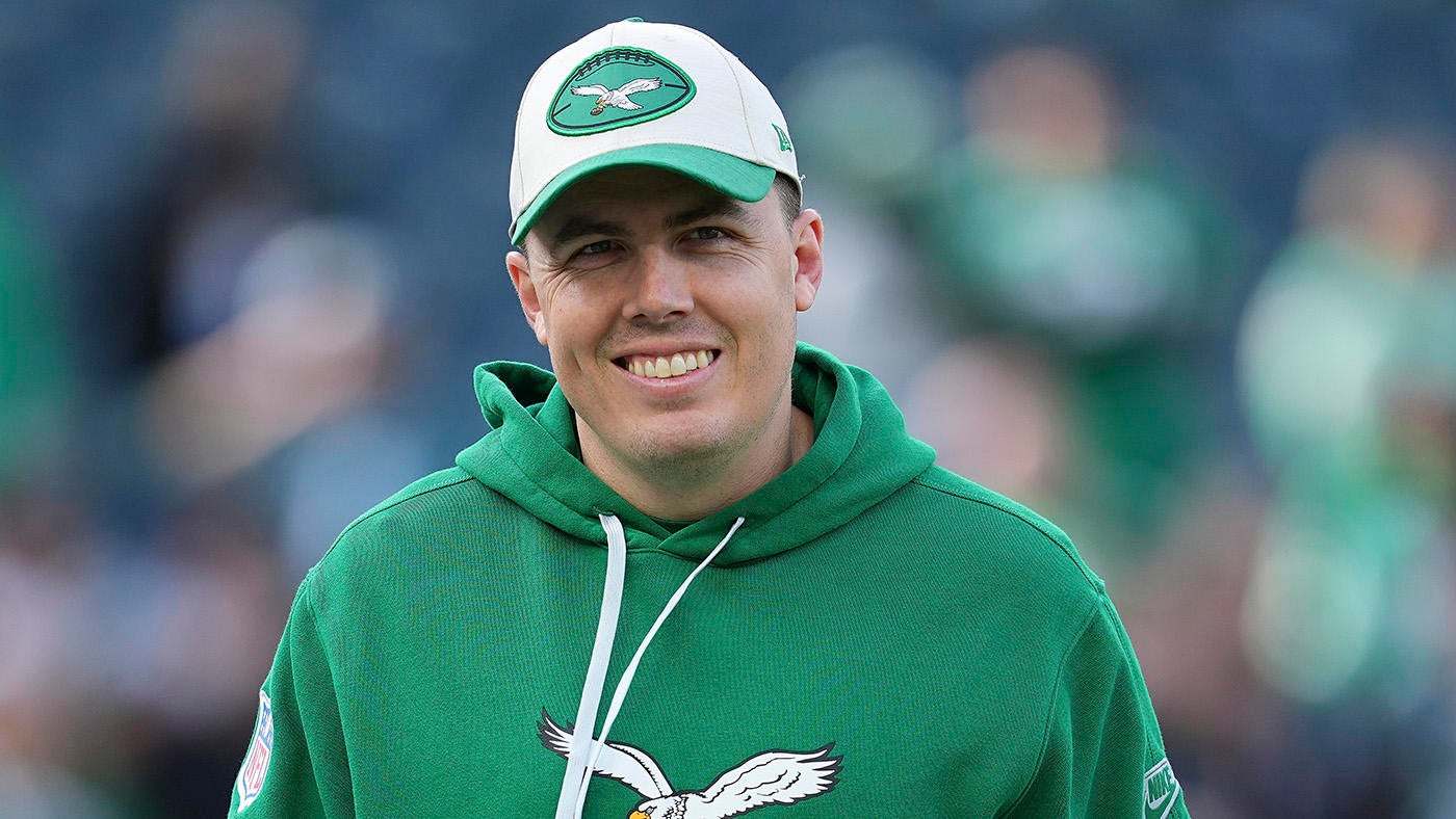 Saints covet Eagles OC Kellen Moore as next head coach; team informed other candidates of decision, per report