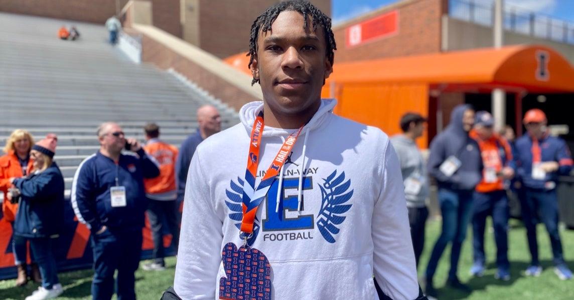 What it means Threestar 2026 OLB Jacob Alexander commits to Illini