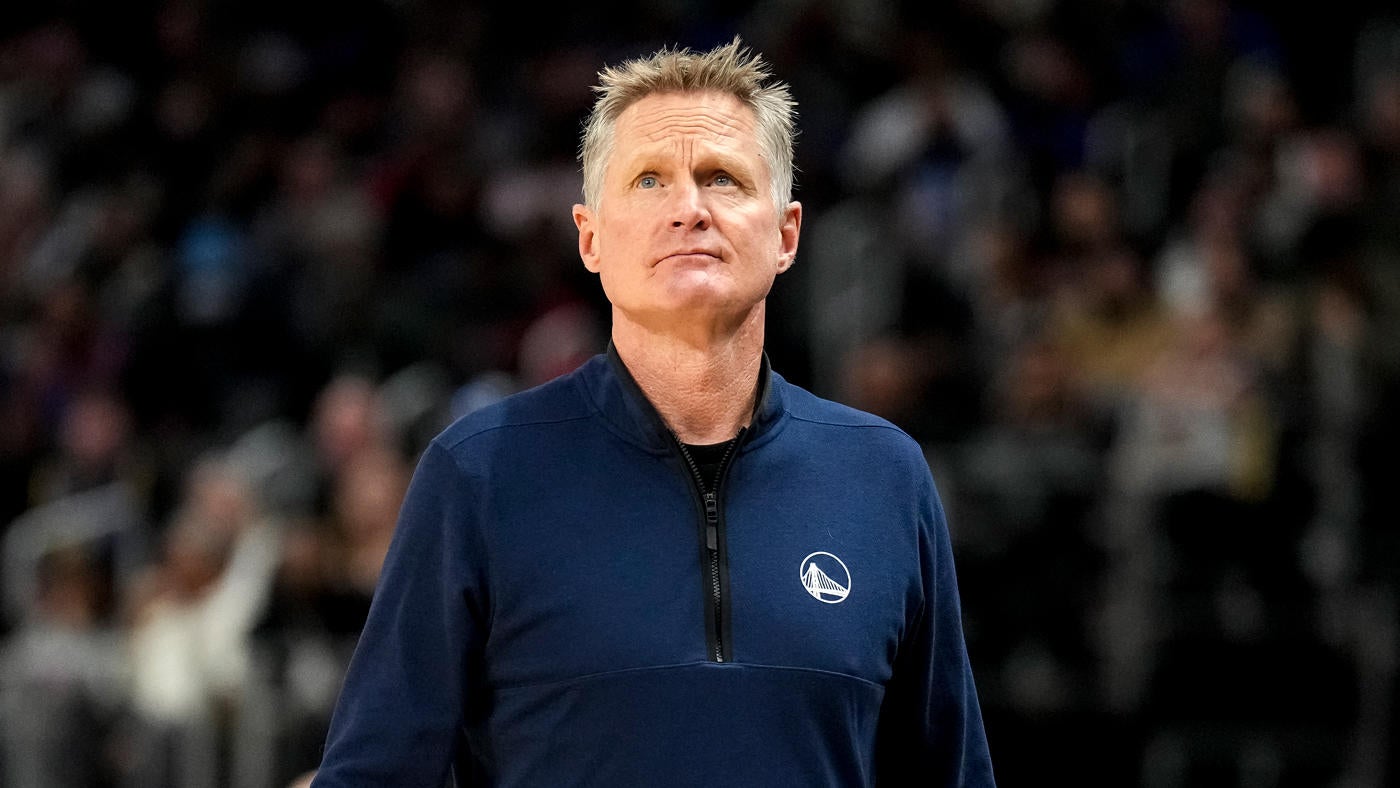 Warriors trade deadline: Steve Kerr says team isn't in position to 'stand pat' if something 'makes sense'