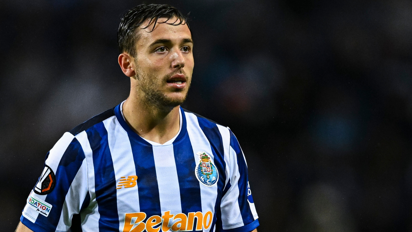 Manchester City targeting Porto midfielder Nico Gonzalez as Monday transfer deadline looms