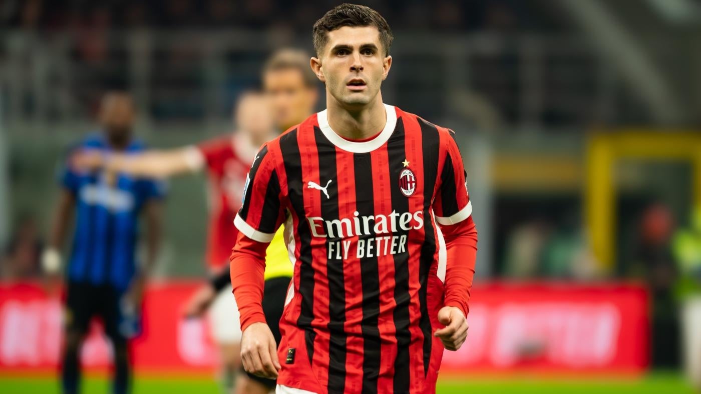 USMNT's Christian Pulisic teams up with Mexico's Santiago Gimenez as Rossoneri look for stability