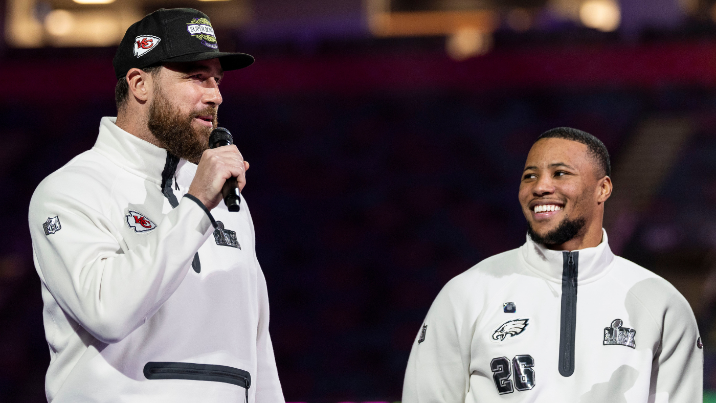 2025 Super Bowl: Chiefs' Travis Kelce asks reporters why they lean into the 'whole ref thing'