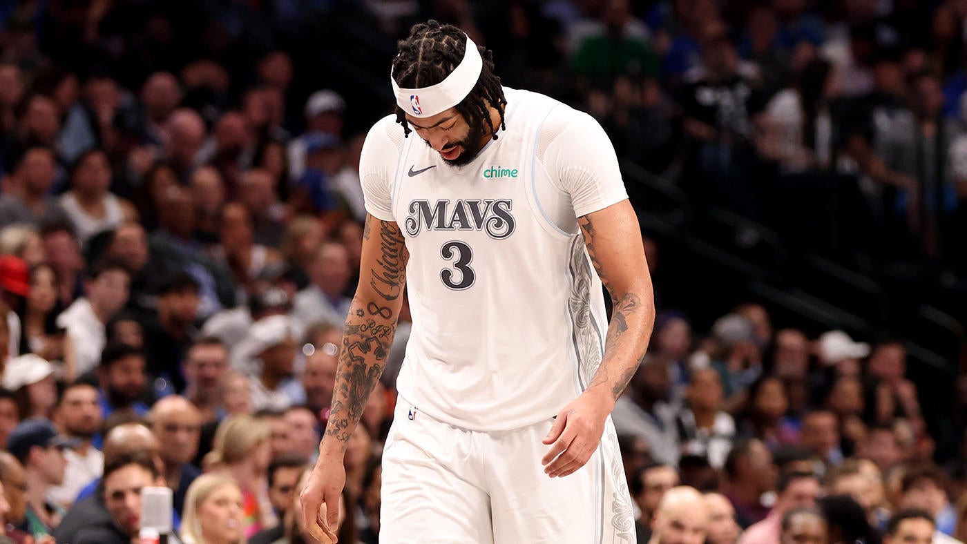 Anthony Davis downplays injury that dampened historic Mavericks debut: 'It's nothing serious'