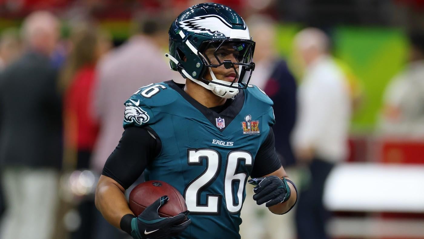 Super Bowl 2025: Eagles' Saquon Barkley breaks Terrell Davis' 26-year-old NFL record in blowout vs. Chiefs