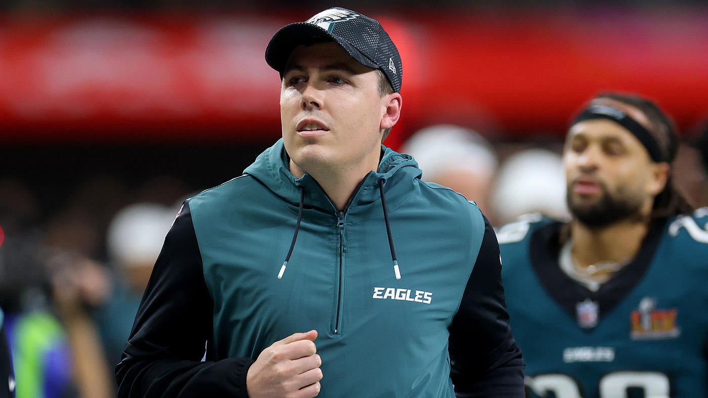 Saints plan to hire Kellen Moore: Eagles owner anticipates losing OC, wishes him 'very best in New Orleans'