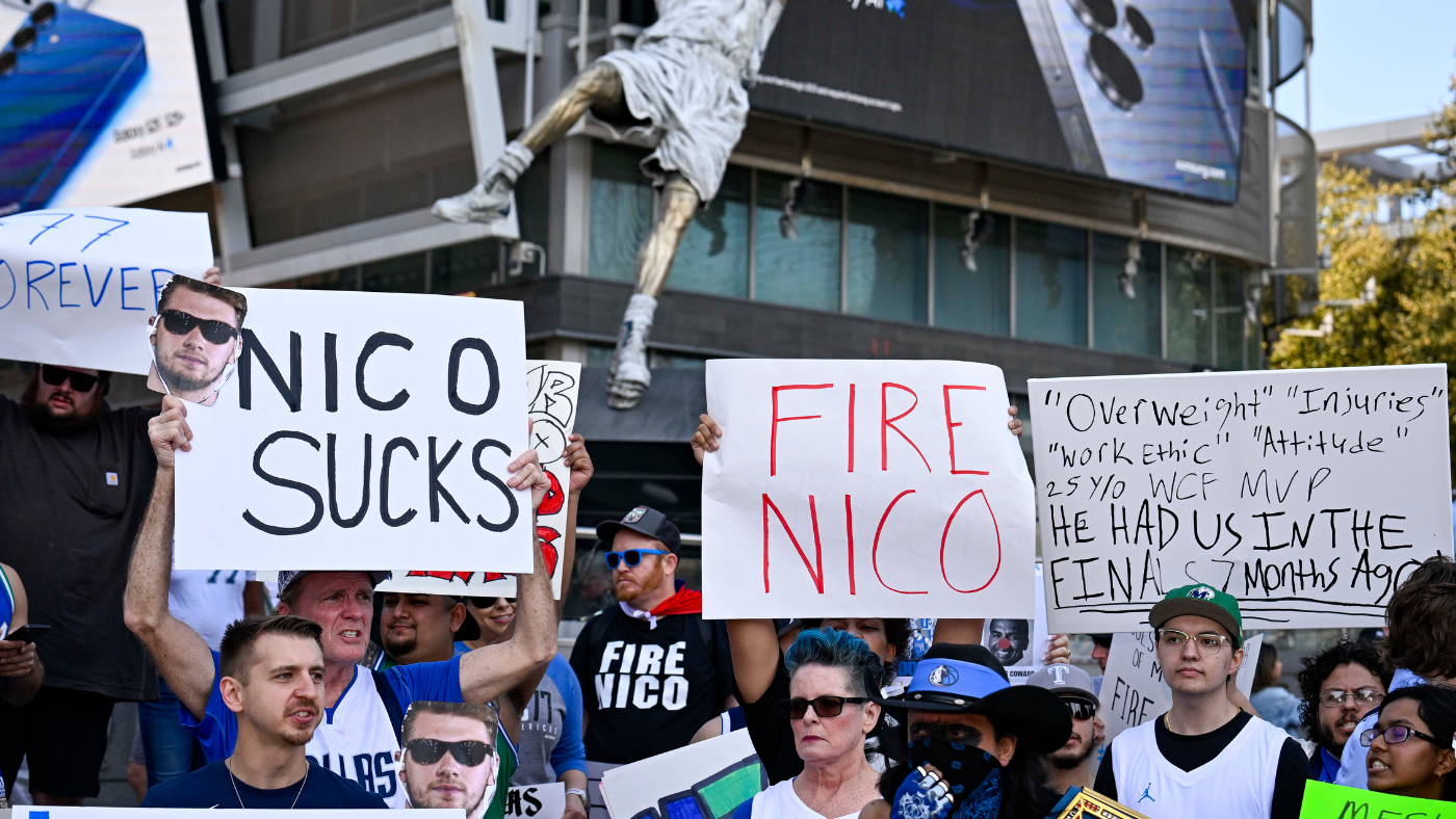 Mavericks fan removed from game after mouthing 'fire Nico' on jumbotron in protest of Luka Doncic trade