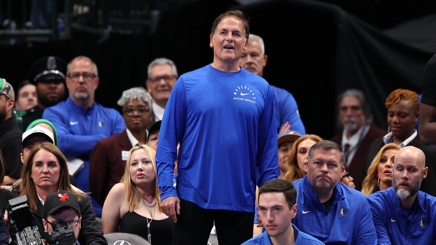 Mark Cuban gives Mavericks fans free courtside seats after ejection for 'Fire Nico' chants