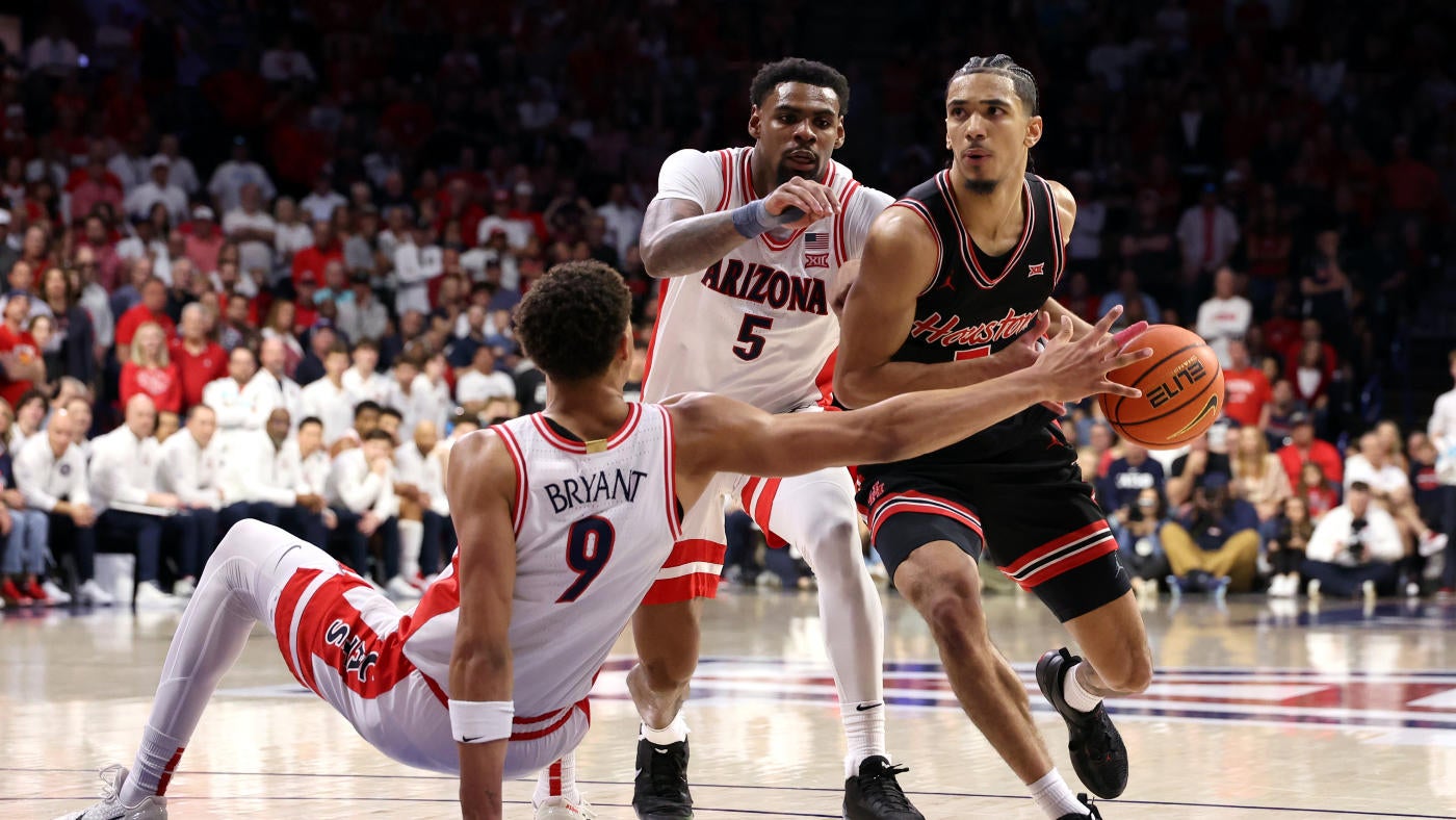 Houston handles Arizona with late surge on the road that puts No. 6 Cougars in control of Big 12 race