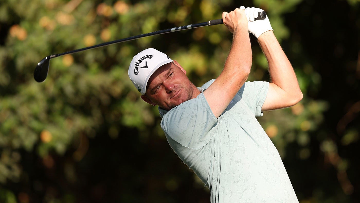 Watch as Dale Whitnell records two hole-in-ones in Friday's round of the South African Open on DP World Tour