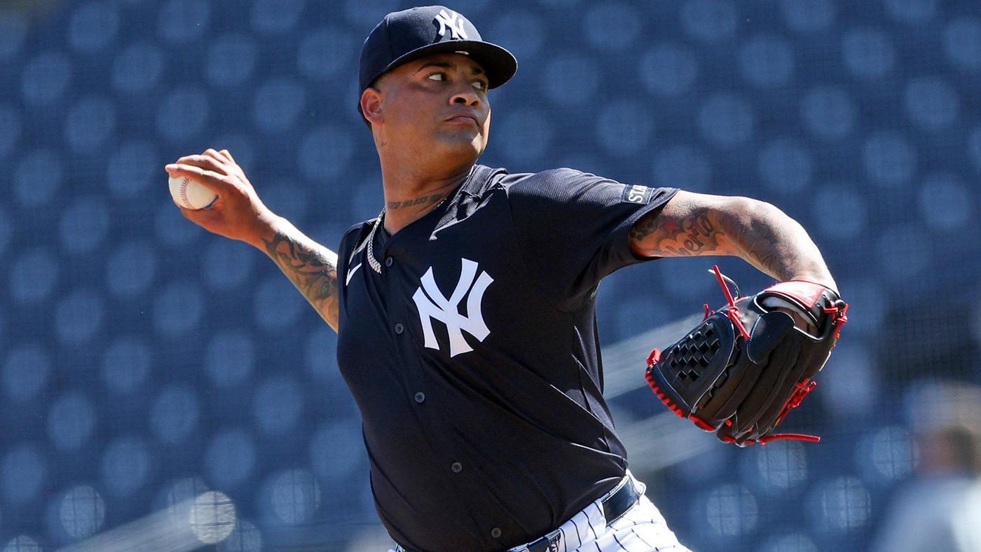 Yankees starting pitcher Luis Gil shut down due to shoulder tightness, MRI scheduled for Saturday