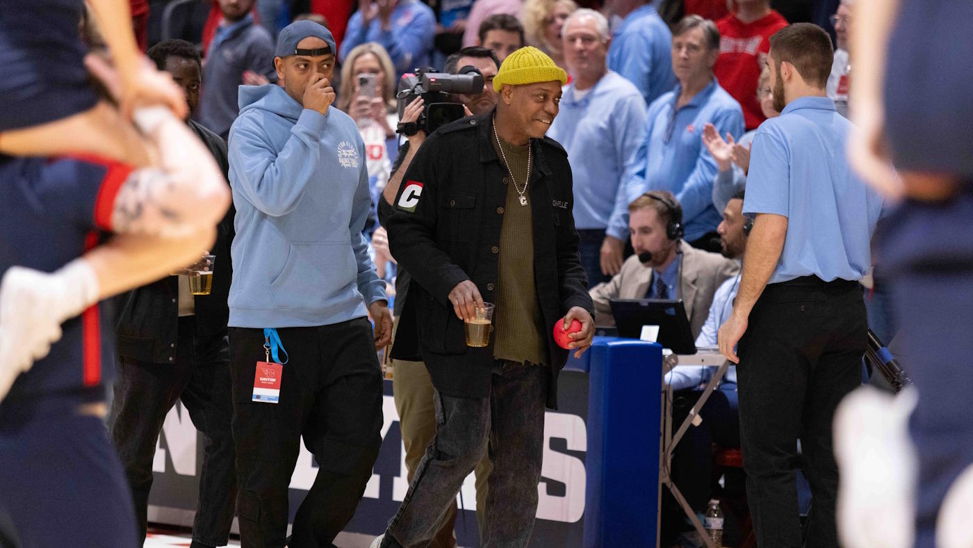 Dave Chappelle's arrival at Dayton men's basketball game sparks Flyers comeback win