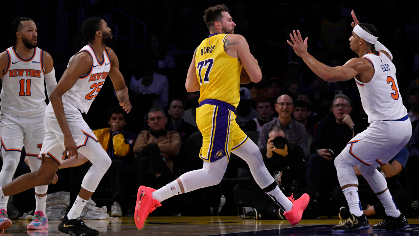 Lakers win eighth straight as Knicks’ Jalen Brunson gets injured; Bengals allow Trey Hendrickson to seek trade