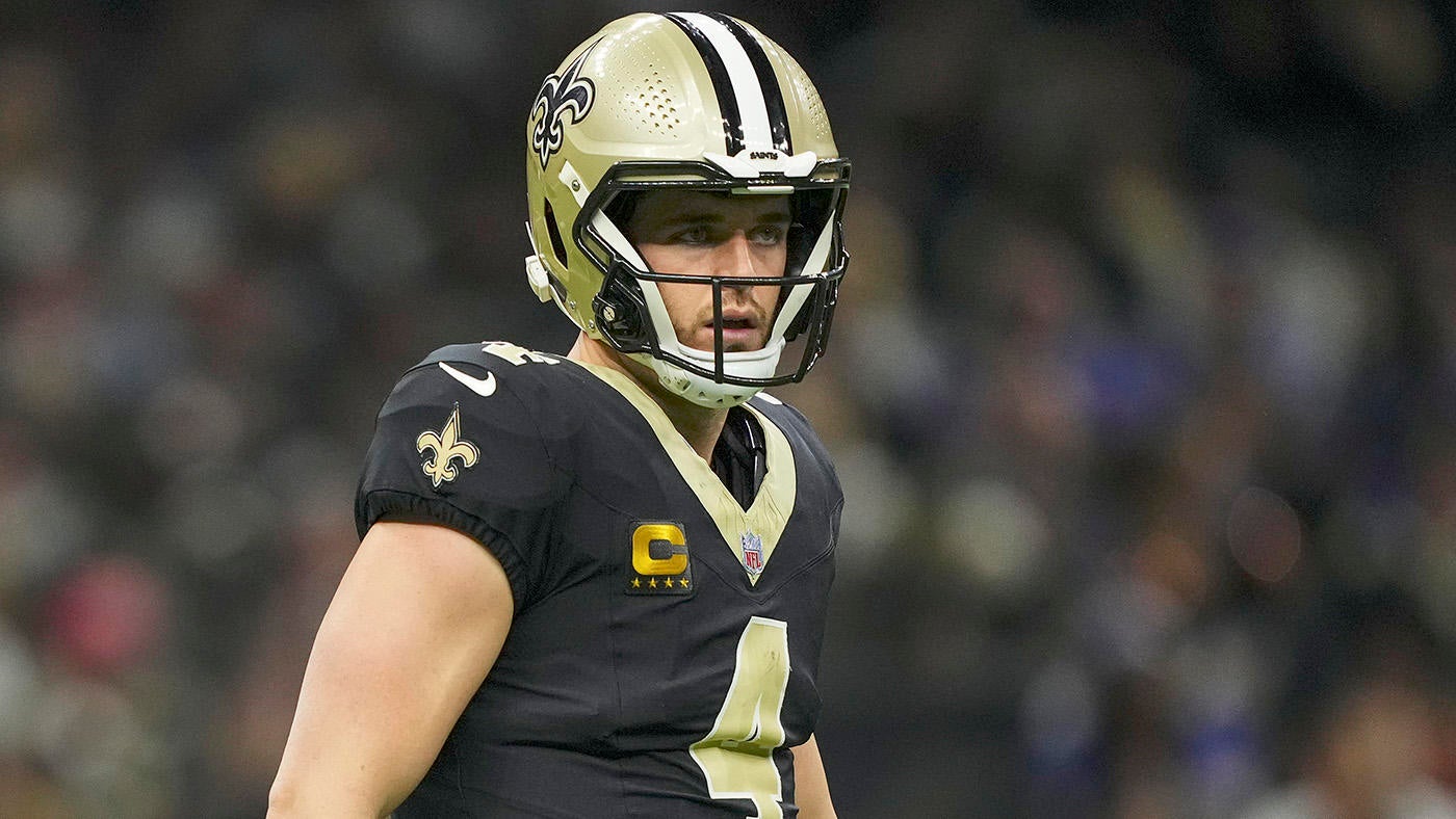 Saints, Derek Carr alter contract, signaling QB will remain in New Orleans in 2025, per report