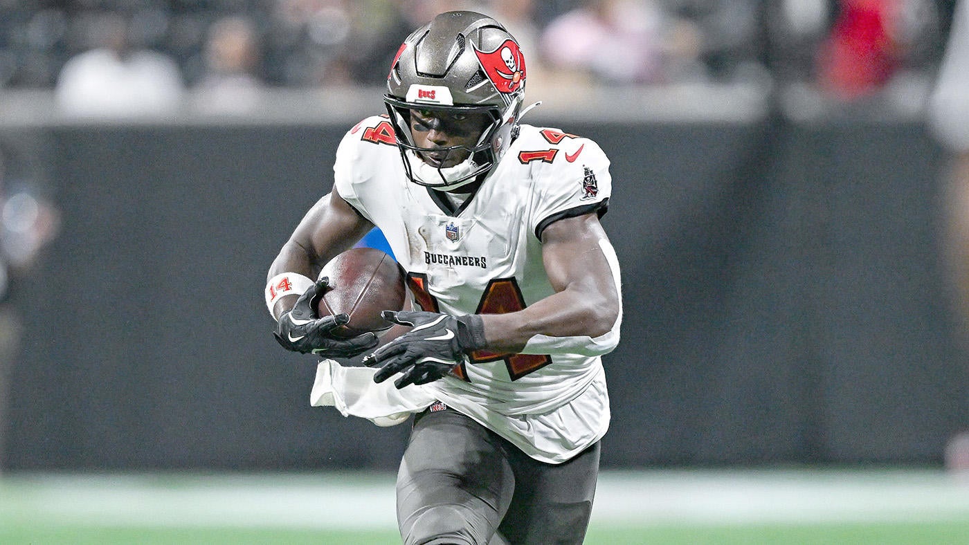 Buccaneers re-signing WR Chris Godwin on three-year, $66M deal with $44M guaranteed, per report