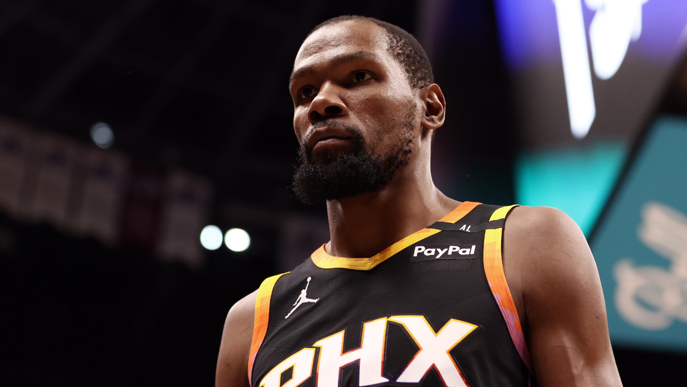 Kevin Durant trade rumors: Suns want three first-round picks, young player in return, per report