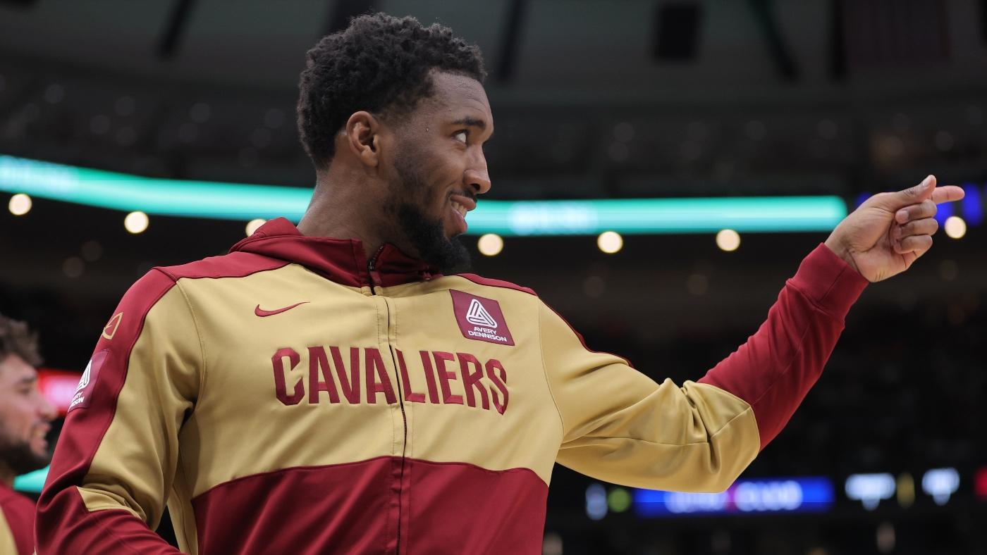 Donovan Mitchell pulls off perfect popcorn prank on Cavs rookie Jaylon Tyson by filling his car with the snack